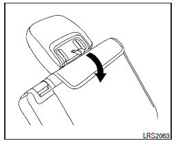 Basculement de la banquette de deuxième rangée (selon l'équipement du véhicule)